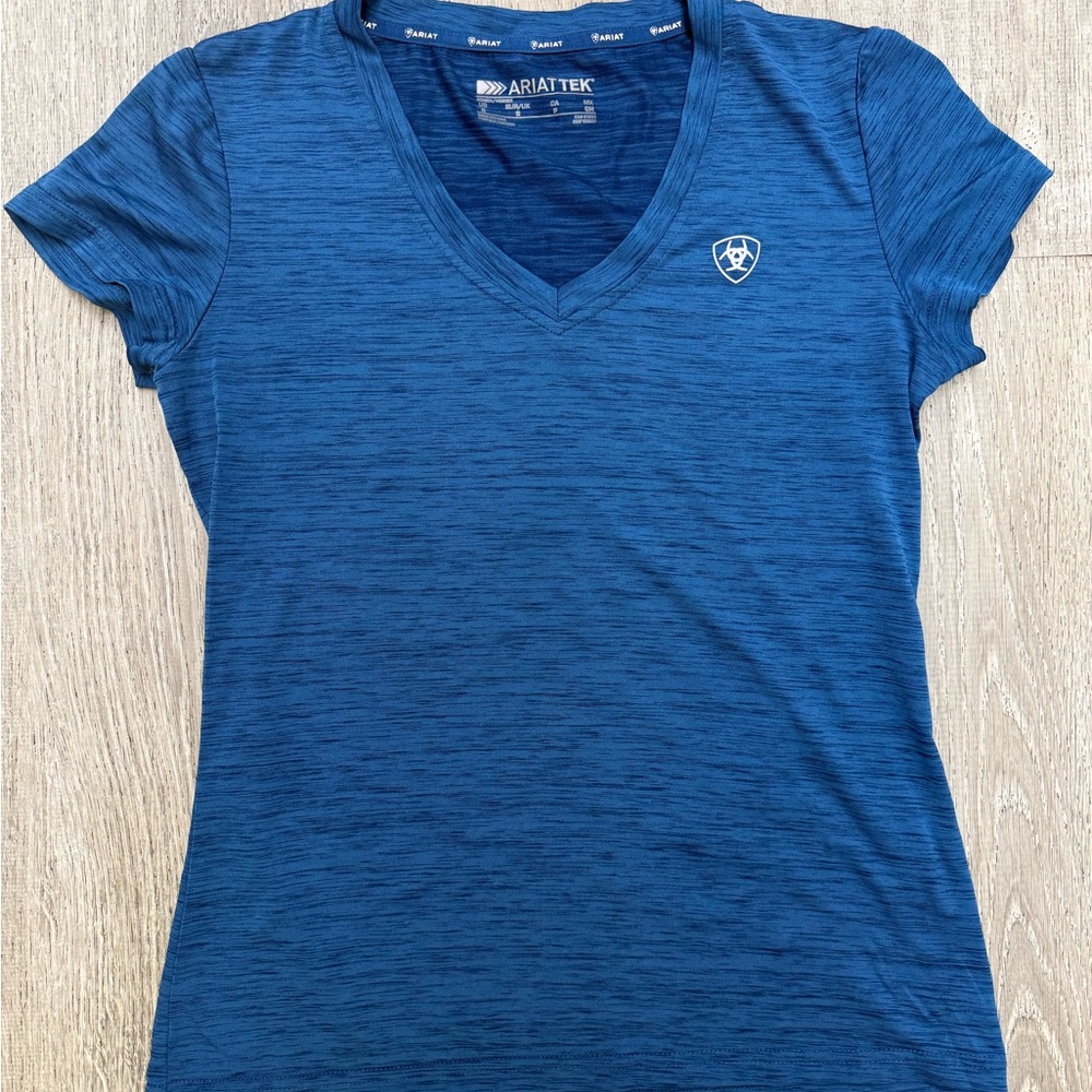 Ariat Blue Heathered V-Neck Performance Tee